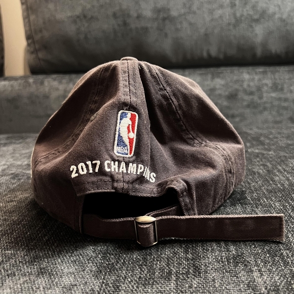 Adidas Golden State Warriors 2017 championship hat - Picture 3 of 5